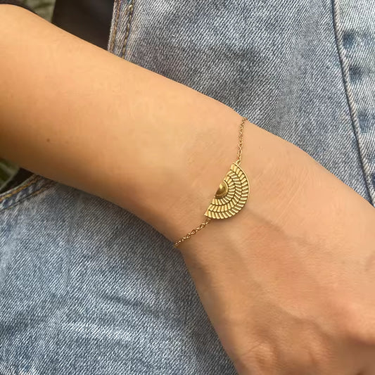 Semicircle Pendant Bracelet