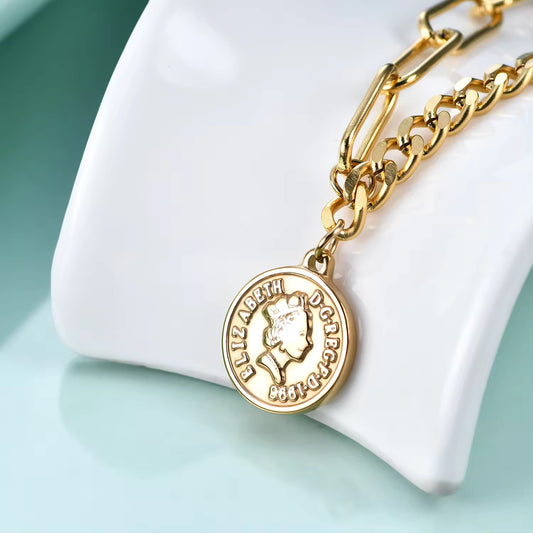 Coin Charm Fashion Elizabeth Queen Necklace