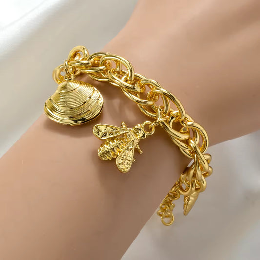 High Quality Bee and Shell Charm Bracelet