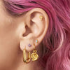 Nouvelles boucles d'oreilles Huggie en coquillage plaqué or