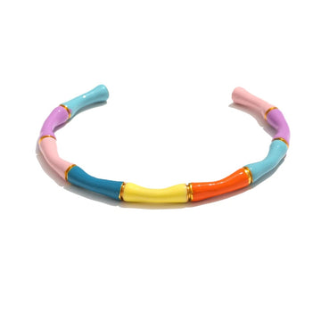 Bracelet manchette d'été coloré en bambou