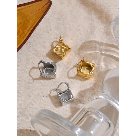 High Quality Metal Square Hollow Cast Earring