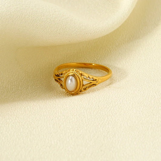 Pearl Oval Shaped Ring