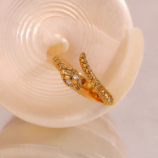 Opening Crystal Eye Snake Ring