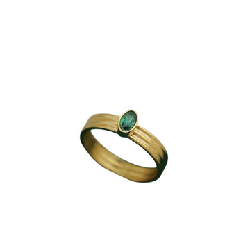 Französischer Vintage Ring mit grünem Stein