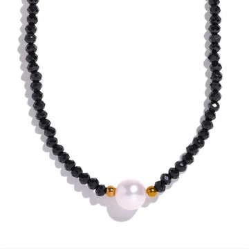 Black Crystal Beads Natural Pearl Collar Necklace