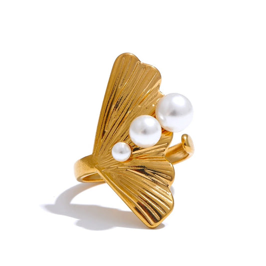 Shell Simulated Pearls Gold Finger Ring